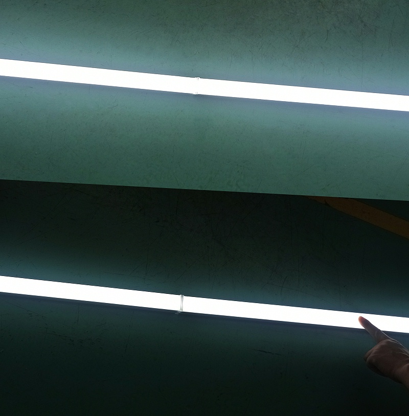 無(wú)縫對(duì)接LED線條燈